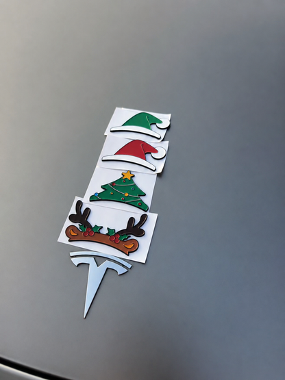 3D Santa Hat Tesla Emblem Decoration – Christmas Car Badge Sticker